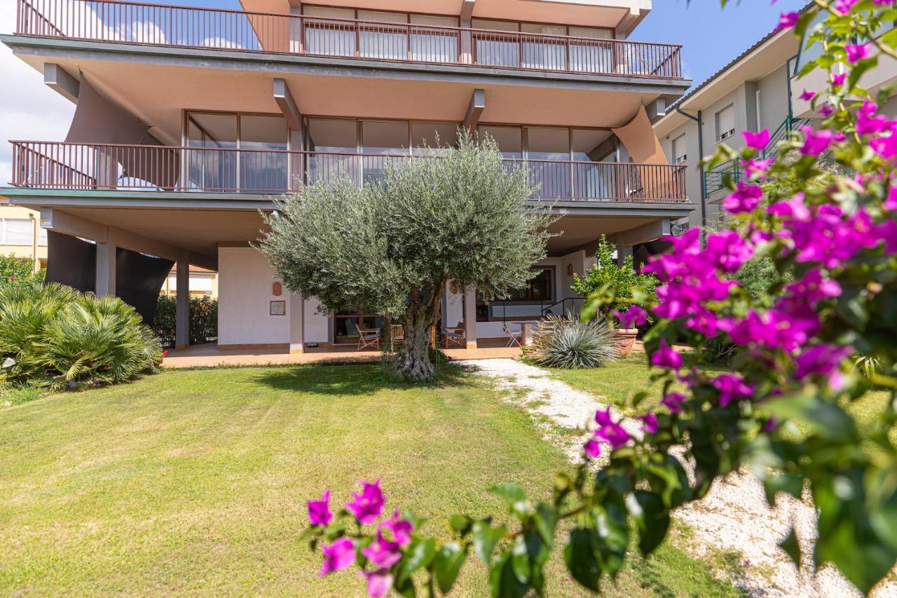 Villa Arrecifes Fertilia Exterior foto